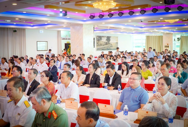 Cần Thơ cam kết theo dõi đến cùng từng vấn đề doanh nghiệp phản ánh- Ảnh 7.