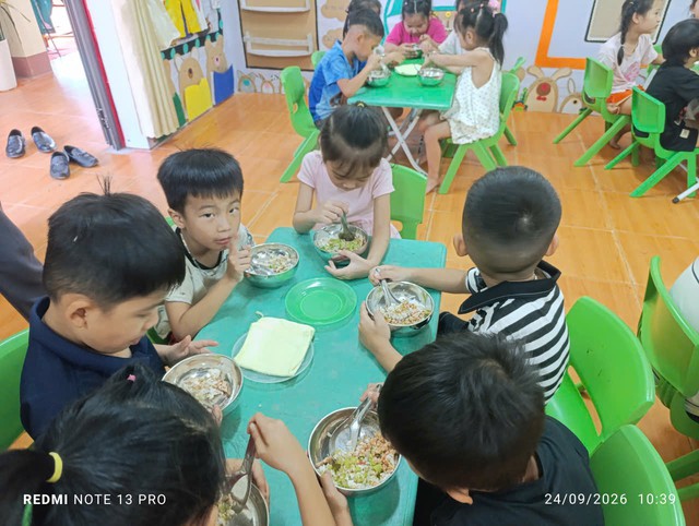 Thái Nguyên: Xã Tràng Xá tăng cường đảm bảo vệ sinh ATTP trong trường học - Ảnh 1.
