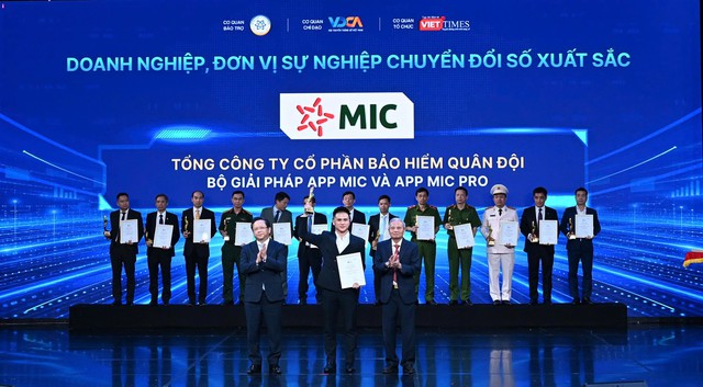MIC được vinh danh tại Giải thưởng Chuyển đổi số Việt Nam 2026 với bộ giải pháp bảo hiểm số - Ảnh 1.