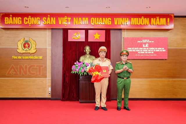 Công an TP Cần Thơ kiện toàn tổ chức bộ máy Phòng Cảnh sát giao thông - Ảnh 3.