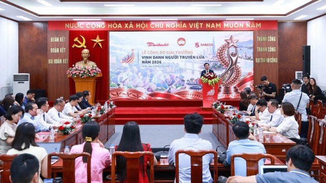 Giải thưởng “Vinh danh Người truyền lửa”: Tìm kiếm, tôn vinh những người tạo ra giá trị cho cộng đồng- Ảnh 3.