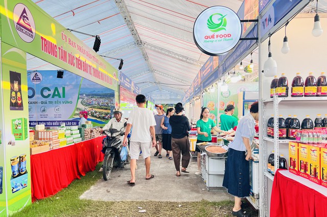 Thanh Hóa: Hội chợ triển lãm hàng công nghiệp nông thôn tiêu biểu năm 2026 - Ảnh 3.