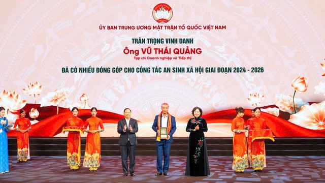 Nhà báo Vũ Thái Quảng được vinh danh tại chương trình “Đại đoàn kết - Lan toả tình dân tộc, nghĩa đồng bào”- Ảnh 3.