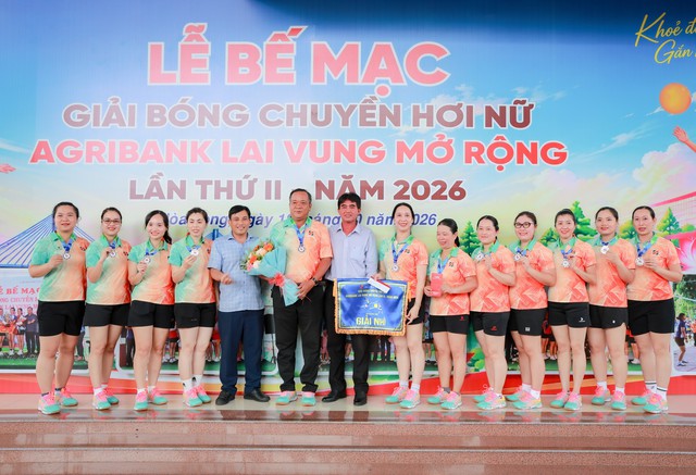 Đội Trường THCS Hoà Long vô địch Giải bóng chuyền hơi nữ Agribank Lai Vung mở rộng lần II- Ảnh 4.