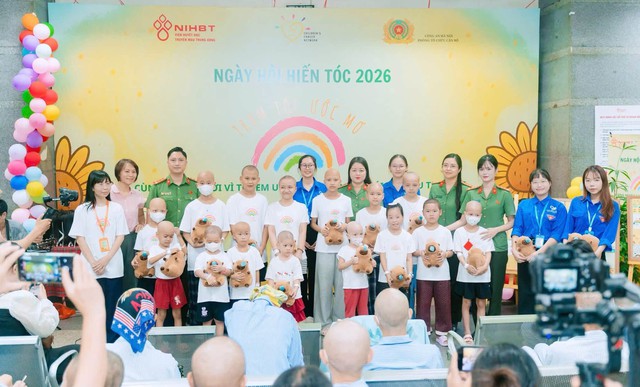 Trao gửi yêu thương trong “Ngày hội hiến tóc năm 2026” - Ảnh 1.