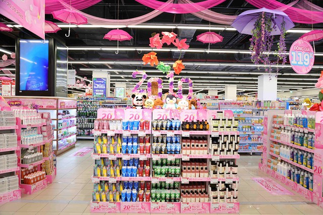 Siêu thị đồng loạt giảm giá dịp 20/10, kích cầu mua sắm cuối năm- Ảnh 1.
