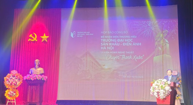 Ra mắt Bộ nhận diện thương hiệu mới của Trường Đại học Sân khấu - Điện ảnh Hà Nội - Ảnh 1.