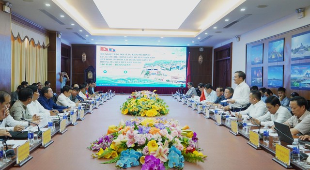 Quảng Trị: Thúc đẩy xây dựng Khu kinh tế thương mại qua biên giới chung Lao Bảo - Densavan- Ảnh 1.