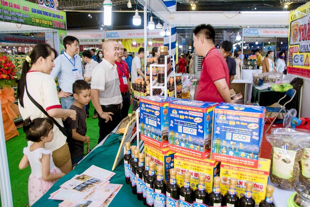 Cà Mau tổ chức nhiều hoạt động Chào mừng Ngày Văn hóa Việt Nam 24/11- Ảnh 2.