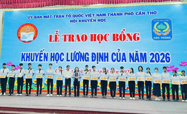 Xổ số kiến thiết Sóc Trăng tích cực tham gia các hoạt động an sinh, công tác từ thiện xã hội - Ảnh 2.