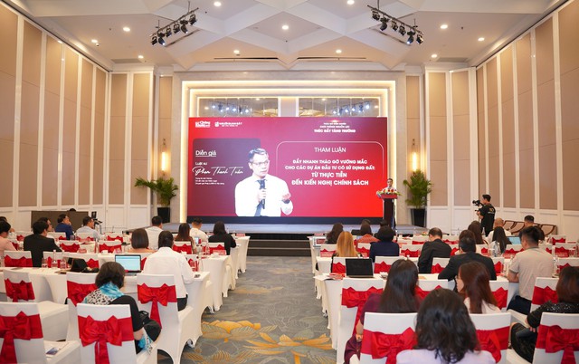 Tập trung tháo gỡ những điểm nghẽn cản trở hoạt động đầu tư, sản xuất, kinh doanh- Ảnh 5.