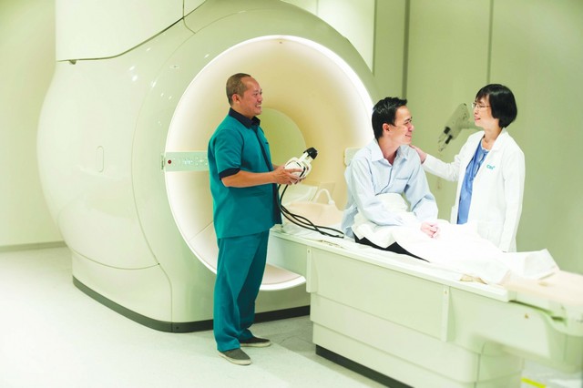 Đến 2030, phấn đấu đạt ít nhất 20 bệnh viện chất lượng quốc tế - Ảnh 1.