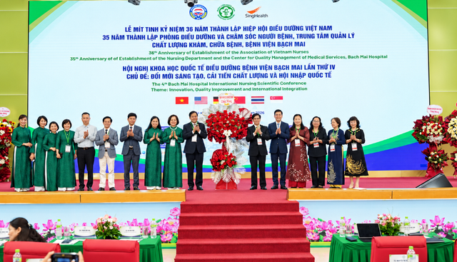 Cán bộ Điều dưỡng Bệnh viện Bạch Mai: 35 năm tận tụy với nghề, tận tâm với người bệnh- Ảnh 1.