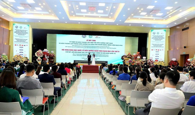Cán bộ Điều dưỡng Bệnh viện Bạch Mai: 35 năm tận tụy với nghề, tận tâm với người bệnh- Ảnh 5.