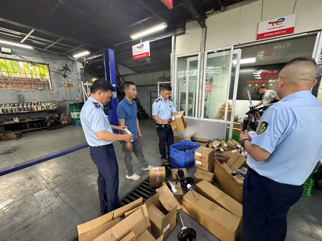 Hà Nội xử lý 222 hành vi vi phạm thương mại điện tử, phạt hơn 4,4 tỷ đồng - Ảnh 1.