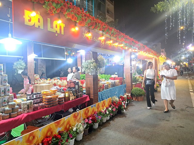 TP.HCM sẽ tổ chức hội thảo khoa học “Phát triển văn hóa, thể thao trong đô thị” - Ảnh 2.