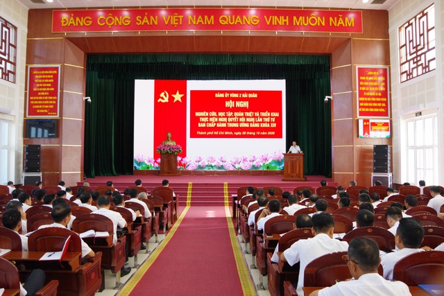 Vùng 2 Hải quân quán triệt và triển khai thực hiện Nghị quyết Trung ương 4 của Đảng - Ảnh 1.