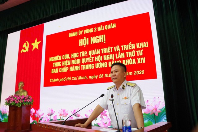 Vùng 2 Hải quân quán triệt và triển khai thực hiện Nghị quyết Trung ương 4 của Đảng - Ảnh 2.