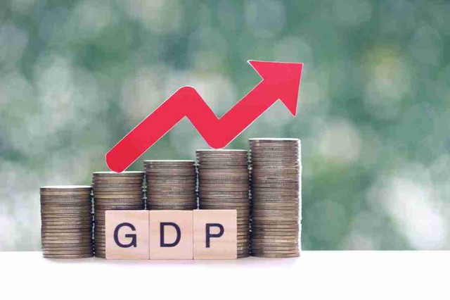 Standard Chartered dự báo GDP Việt Nam sẽ tăng 11% năm 2027- Ảnh 1.