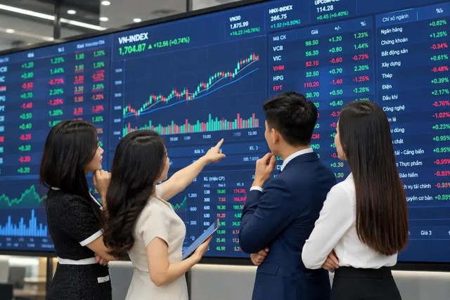 Lợi nhuận các CTCK quý III/2026 giảm kỷ lục 42% - Ảnh 1.