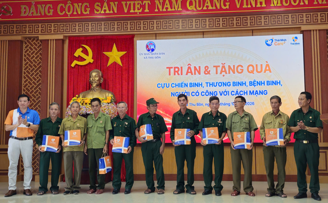 Xã Thu Bồn: Trao yêu thương, gửi trọn nghĩa tình đến người có công- Ảnh 3.