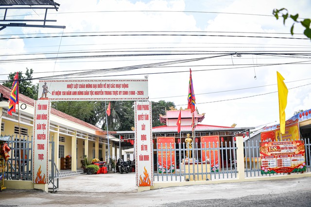 Lần đầu tiên xã Vĩnh Phong tổ chức lễ giỗ AHDT Nguyễn Trung Trực tại đình Thần Hoàng Bổn Cảnh- Ảnh 4.