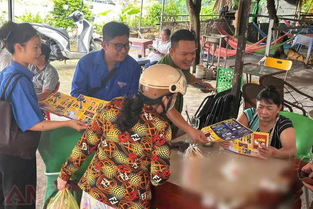 Công an phường Hưng Phú: Chuyển đổi số xuất phát từ lợi ích của người dân - Ảnh 3.