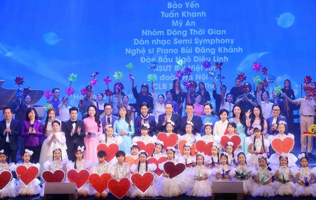 Kết nối yêu thương, lan tỏa truyền thống “tương thân, tương ái”- Ảnh 1.