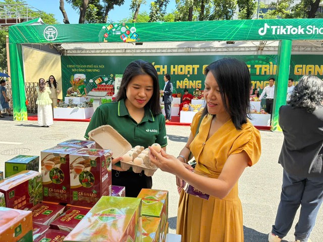 Kích hoạt chương trình "Gian hàng số - nâng tầm thương nhân Thủ đô" - Ảnh 4.