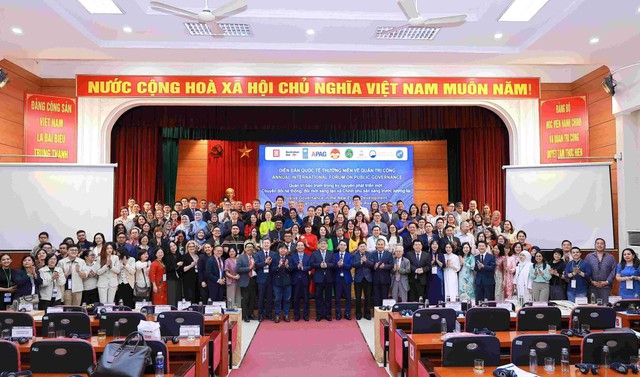 Khép lại chuỗi hoạt động học thuật và chia sẻ kinh nghiệm quốc tế về quản trị công- Ảnh 2.