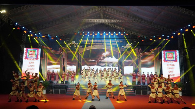 Đặc sắc đêm nghệ thuật kỷ niệm 158 năm Anh hùng dân tộc Nguyễn Trung Trực hy sinh- Ảnh 3.