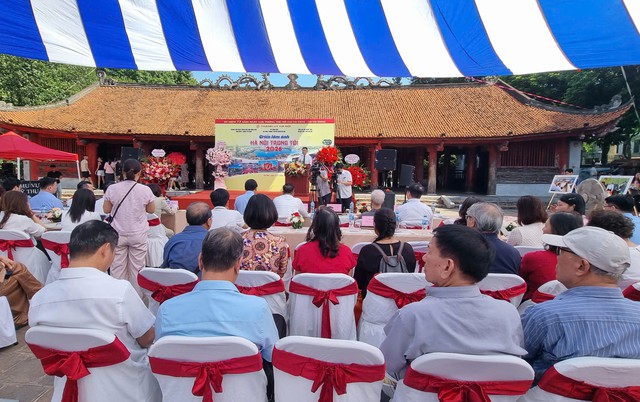Thưởng lãm những góc nhìn độc đáo về chính quyền địa phương hai cấp của Thủ đô qua ống kính - Ảnh 4.