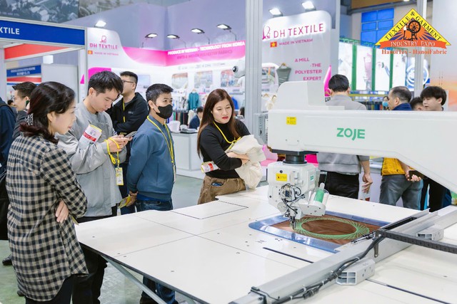 HanoiTex - HanoiFabric 2026: Mở rộng cơ hội hợp tác, nâng cao năng lực cạnh tranh ngành dệt may- Ảnh 2.