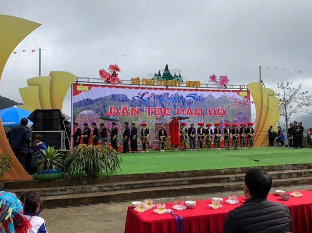 Lào Cai: Lễ Cấp sắc ở Ngũ Chỉ Sơn - lan tỏa tinh hoa văn hoá người Dao đỏ- Ảnh 1.