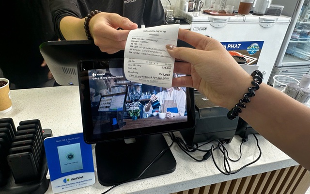 Bộ Tài chính đề xuất nới quy định lập hóa đơn điện tử- Ảnh 1.