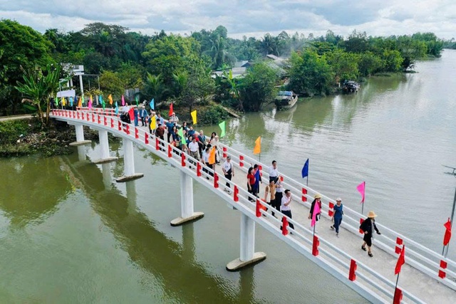 Cần Thơ: Khánh thành cầu VK 284 - dấu ấn nhân văn trong chương trình xây cầu hữu nghị- Ảnh 1.