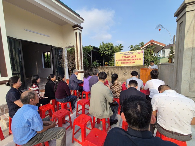 Nghệ An: Bàn giao ngôi nhà Đại đoàn kết số 12 cho người phụ nữ đơn thân- Ảnh 1.