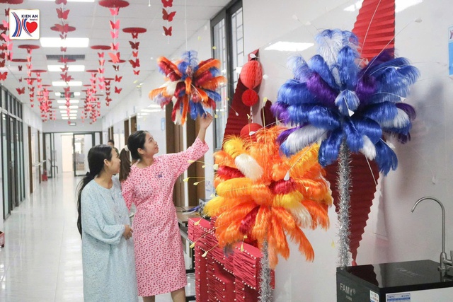 Bệnh viện Kiến An (Hải Phòng): Lan toả không khí Tết truyền thống trong công tác chăm sóc người bệnh- Ảnh 1.