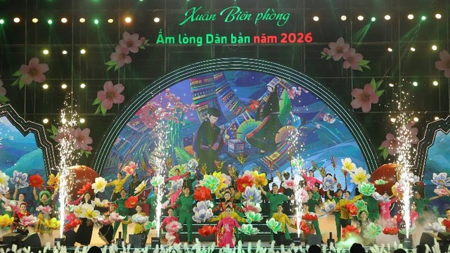 "Xuân Biên phòng ấm lòng dân bản 2026": Nghĩa tình quân - dân đong đầy biên cương- Ảnh 5. "Xuân Biên phòng ấm lòng dân bản 2026": Nghĩa tình quân - dân đong đầy biên cương- Ảnh 5.