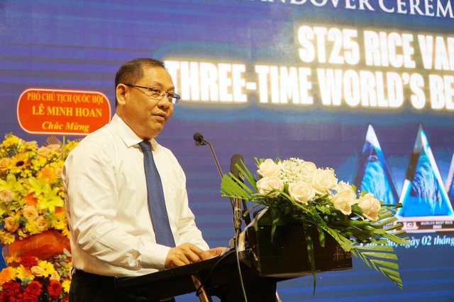 Gạo ST25 đón nhận cúp Gạo ngon nhất thế giới năm 2025- Ảnh 3.