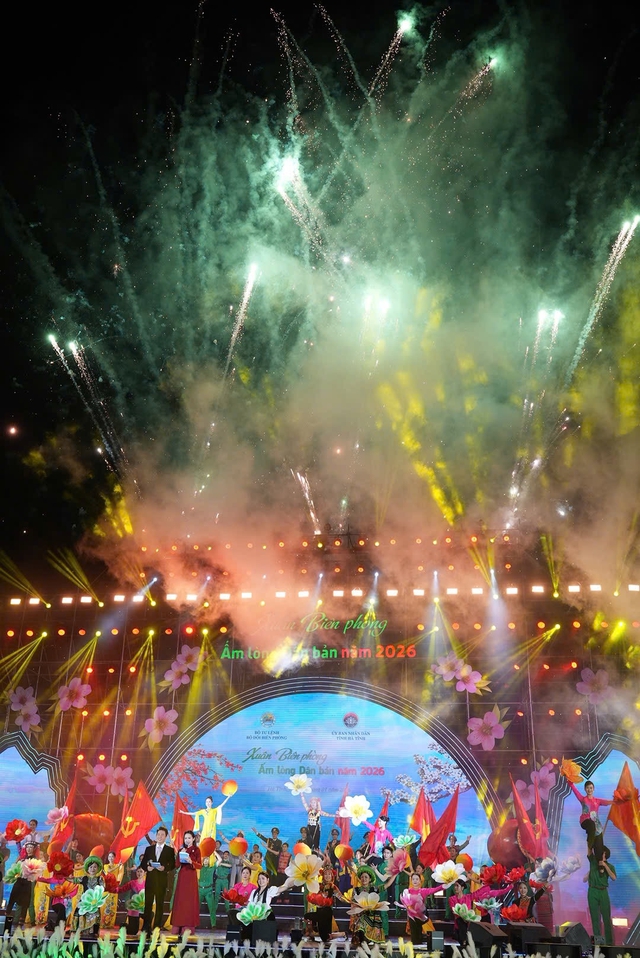 "Xuân Biên phòng ấm lòng dân bản 2026": Nghĩa tình quân - dân đong đầy biên cương- Ảnh 12. "Xuân Biên phòng ấm lòng dân bản 2026": Nghĩa tình quân - dân đong đầy biên cương- Ảnh 12.