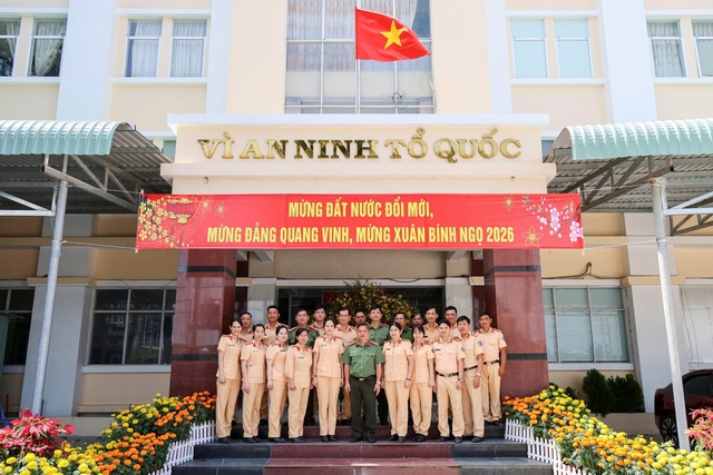 CSGT Cần Thơ: Hành trình tận tụy, khẳng định bản lĩnh vì Nhân dân phục vụ- Ảnh 1.