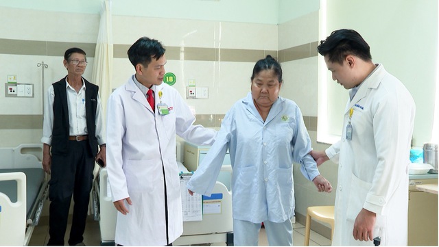 Té ngã nhưng hậu quả nặng do chủ quan, điều trị muộn- Ảnh 3.