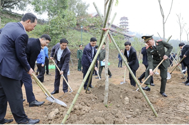 Thanh Hóa: Hơn 300.000 cây xanh được trồng dịp Xuân Bính Ngọ 2026- Ảnh 1.