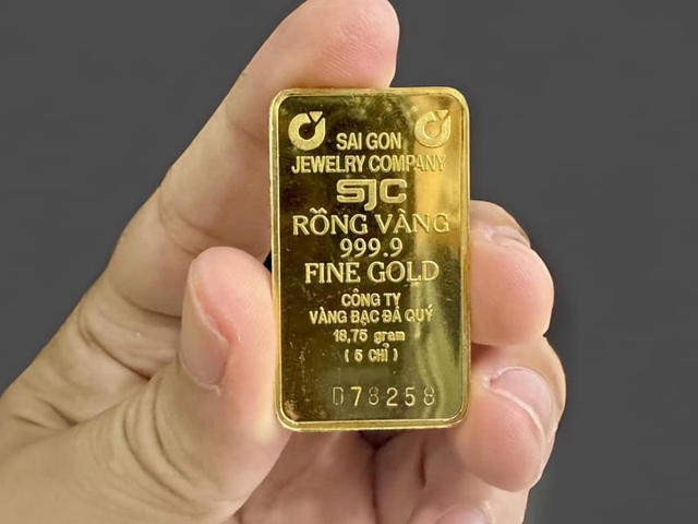 Giá vàng hôm nay 27/2: Giảm mạnh sau ngày Vía Thần tài- Ảnh 1. Giá vàng hôm nay 27/2: Giảm mạnh sau ngày Vía Thần tài- Ảnh 1.