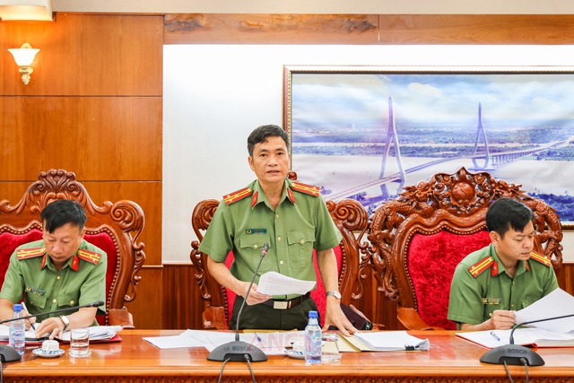 Công an TP Cần Thơ họp xét chuyển chế độ chuyên nghiệp đối với hạ sĩ quan nghĩa vụ năm 2026- Ảnh 2. Công an TP Cần Thơ họp xét chuyển chế độ chuyên nghiệp đối với hạ sĩ quan nghĩa vụ năm 2026- Ảnh 2.