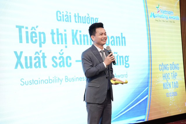 Tái bản ấn bản "Quản trị chiến lược thực chiến" 2026: Lời giải bài toán cho doanh nghiệp để thích nghi trong kỷ nguyên dữ liệu số- Ảnh 2.