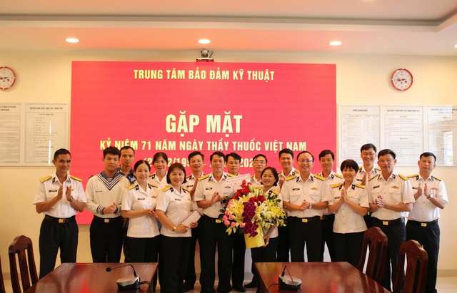 TP.HCM: Nhiều đơn vị ở Vùng 2 Hải quân kỷ niệm Ngày Thầy thuốc Việt Nam- Ảnh 4.
