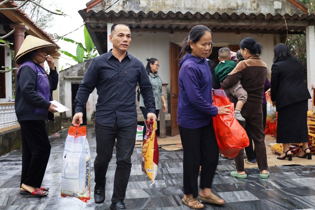 Nghệ An: Xuân mang nhân ái - Tết ấm tình thân ở xã Hưng Nguyên Nam- Ảnh 10.
