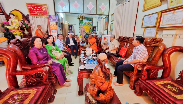 Hội Hữu nghị Việt Nam - Campuchia TP.HCM: Thăm và chúc Tết các chùa Khmer- Ảnh 2.